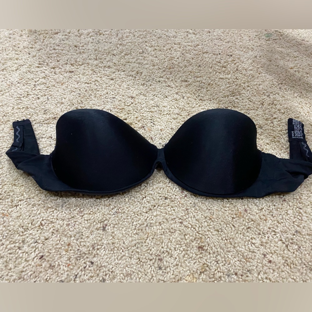Gilligan & O'Malley Black Strapless Bra